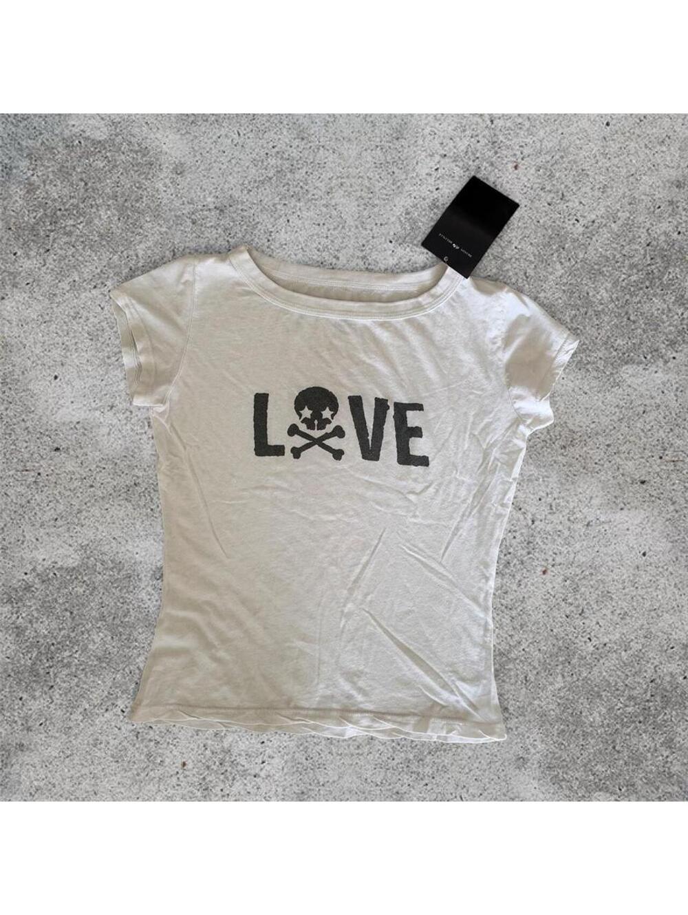 Brandy Melville black and white love skull tshirt
